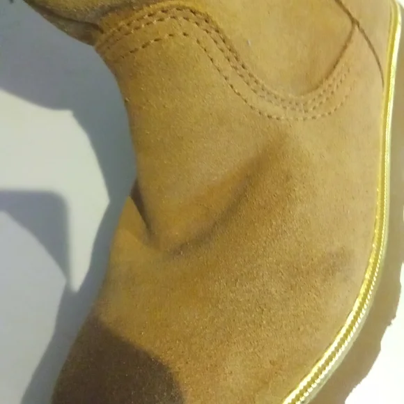 Ugg Australia Callie k tansize 2 in kids - Picture 12 of 12